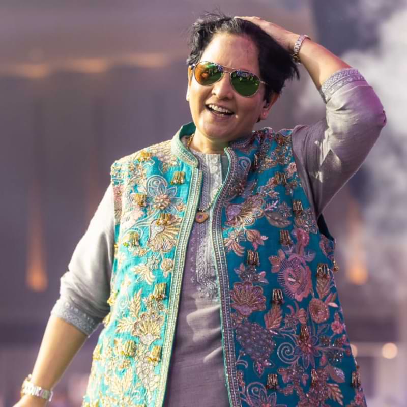 falguni navratri 2025 show